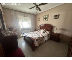 CASA DE 2 PLANTA CON GARAJE Y PATIO A  40 KM DE SALAMANCA