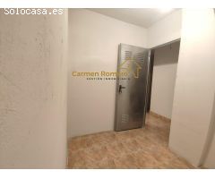 TRASTERO EN CALLE LA FUENTE (CARBAJOSA)