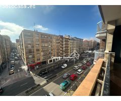 PISO EN AVDA PORTUGAL JTO. Mª AUXLIADORA  CON 147 M2 Y 2 PUERTAS DE ENTRADA