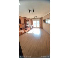 PISO CON GARAJE Y TRASTERO EN VILLAMAYOR