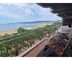 Magnifico apartamento en venta frente al mar en Palamós. Girona