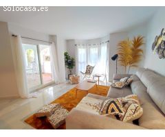 Elegante apartamento en venta en la urbanización Los Naranjos de Marbella. Málaga