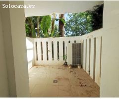 Elegante apartamento en venta en la urbanización Los Naranjos de Marbella. Málaga