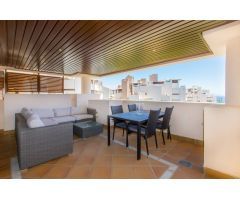 Fabuloso apartamento en venta en primera línea de playa. Estepona. Málaga