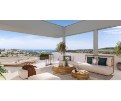 Ático con gran terraza y fabulosas vistas en venta en Valle Romano Golf, Estepona. Málaga