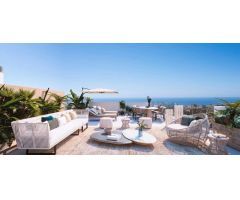 Ático de Lujo con zona solárium en venta en Benalmádena, Málaga