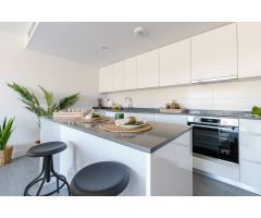 Espectacular bajo con jardín privado en venta en Mijas. Málaga