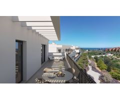 Exclusivo Ático con Vistas Panorámicas en venta en Playa Bahía Dorada, Estepona. Málaga