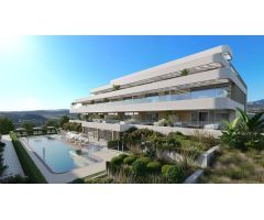 Exclusivo Apartamento con Amplia Terraza en venta en Estepona, a Pasos del Mar