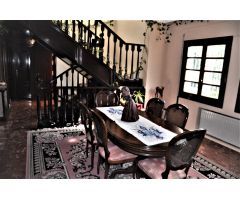 Señorial finca urbana en venta en Palomares del Río, Sevilla