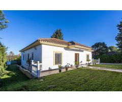Amplia y preciosa casa en venta en Palomares del Rio, Sevilla