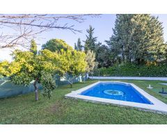 Amplia y preciosa casa en venta en Palomares del Rio, Sevilla