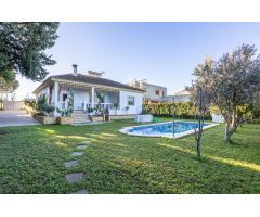 Amplia y preciosa casa en venta en Palomares del Rio, Sevilla