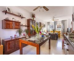 ¡Descubre la casa pareada perfecta para ti y tu familia en venta en Espartinas! Sevilla
