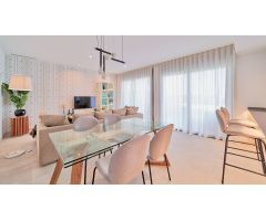 Apartamento de Lujo en venta en Atalaya, Estepona. Málaga