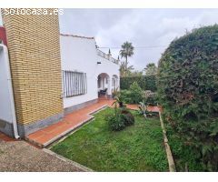 Exclusivo chalet independiente en venta en Gines, Sevilla