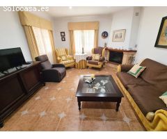 Exclusivo chalet independiente en venta en Gines, Sevilla