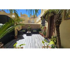 Casa pareada con vistas al mar en venta en zona Seghers, Estepona