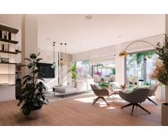 Vive el Lujo Mediterráneo: Exclusivo Ático en venta en el Corazón de Estepona. Málaga