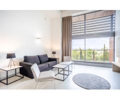 ¡Tu Nuevo Refugio de Lujo en Valencia! Estrena Este Espectacular Loft Dúplex Hoy