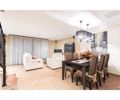 Exclusiva vivienda unifamiliar en el centro de Burriana con ascensor y terrazas