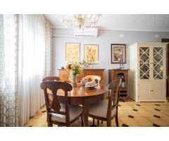 Exclusiva vivienda en el corazón de Manises: luz, calma y calidad de vida