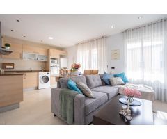 Adosado tipo dúplex a 150 metros del mar – Un entorno ideal para vivir todo el año