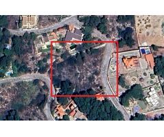 EN CALICANTO(GODELLETA). SOLAR PARA VIVIENDAS AISLADAS O PAREADAS