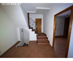 VIVIENDA ADOSADA EN VALLADA. SIN COMISIÓN INMOBILIARIA