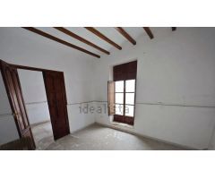 VIVIENDA EN SUBASTA EN PEGA. OPORTUNIDAD!!1