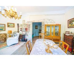 Piso a la venta para reformar en la calle General Palanca