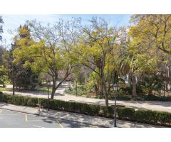 Piso a la venta para reformar en la calle General Palanca