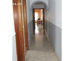 SE VENDE PISO EN ZONA COLEGIO SALESIANOS