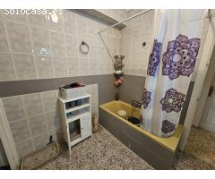 Piso en venta en Romero Ressendi (Cantillana)