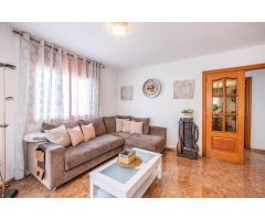 Casa independiente en Vilanova, luminosa, espaciosa y lista para entrar a vivir