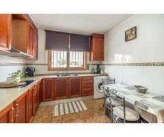 Casa independiente en Vilanova, luminosa, espaciosa y lista para entrar a vivir