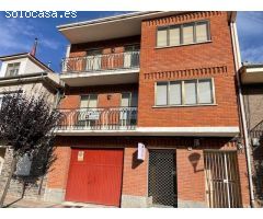 ESTUPENDO EDIFICIO EN ABADES