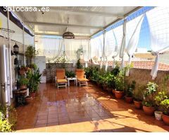 ESPECTACULAR VIVIENDA DE DOS PLANTAS EN LA LOCALIDAD DE GUILLENA, SEVILLA.