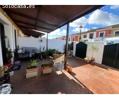 MAGNIFICA VIVIENDA DE DOS PLANTAS Y DE ESQUINA EN LA LOCALIDAD DE GUILLENA, SEVILLA.