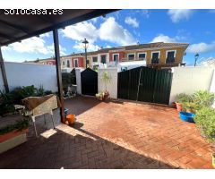 MAGNIFICA VIVIENDA DE DOS PLANTAS Y DE ESQUINA EN LA LOCALIDAD DE GUILLENA, SEVILLA.