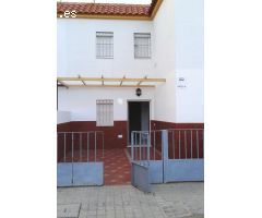 CASA ADOSADA EN TORRE DE LA REINA, GUILLENA.