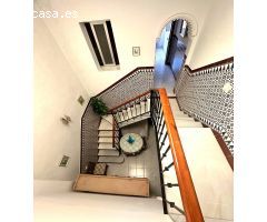 ¡Tu nuevo hogar te espera en El Pedroso! Se vende encantadora vivienda ?????