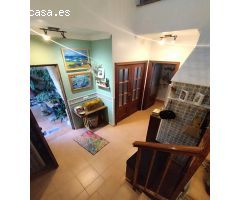ACOGEDORA VIVIENDA UNIFAMILIAR DE DOS PLANTAS EN LA LOCALIDAD DE BURGUILLOS, SEVILLA.