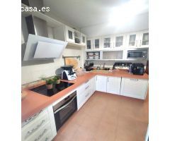 ACOGEDORA VIVIENDA UNIFAMILIAR DE DOS PLANTAS EN LA LOCALIDAD DE BURGUILLOS, SEVILLA.