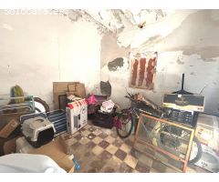 EN VENTA – CASA CÉNTRICA PARA REFORMAR EN LOS ROSALES