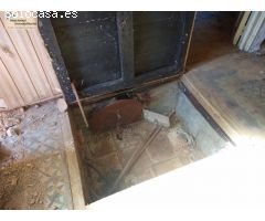 Casa para reformar, en la plaza mayor