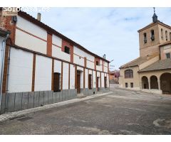Casa amplia, con patio