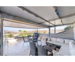 Chalet reformado con amplia terraza y espectaculares vistas