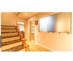 Hermoso Chalet Adosado en venta en Calle  Corbella