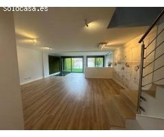 Chalet pareado en venta en calle del Monasterio de Nuestra Señora de los Ángeles, 2